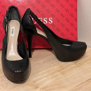 Guess Jacoba 8.5